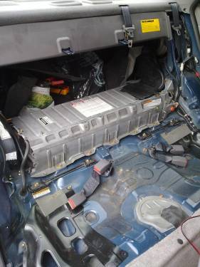 prius1_hybridakku_00.jpg