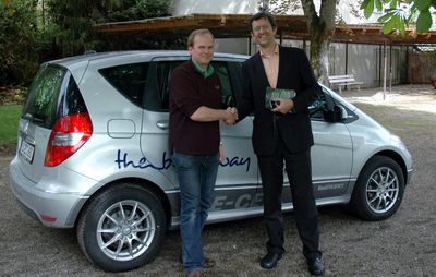 Ralf Wagner, webmaster des elweb, mit Louis Palmer 2 facher Weltumfahrer 
Keywords: Lous Palmer Ralf Wagner