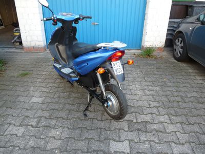 neu aufgebaut
Noch mit original Federn und Hauptständer.
