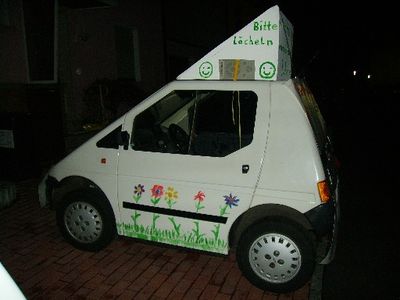 Fasching
Kewet mit "Kriegsbemalung" für die Umwelt
Keywords: Kewet