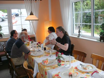 Waldhaus 9.7.11
die Plätze waren alle voll...
