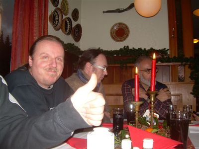 Berg.Hof 10.12.11 / Weihnachtsabsacker
Halreuther, alles roger
