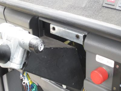 oben gebrochener Lenkradtrichter
Keywords: Lenkradtrichter Lenkrad Trichter