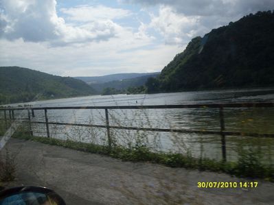 Am Rhein entlang
Ich kann mich nicht satt sehen
Keywords: Waldmühle 2010 Fahrt Tour Impressionen
