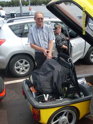 Da geht aber noch was rein,oder?
Auf der Fähre
Keywords: Waldmühle 2010 Fähre Ingelheim