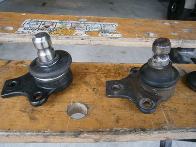 Altes und neues unteres Traggelenk.
