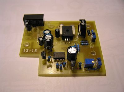 Neu Platine Version 2.2
Platine mit Sicherheitsabschaltung und umschaltbarem Ladestrom zum Balancing. Das Umschaltrelais muß das BMS zur verfügung stellen.
