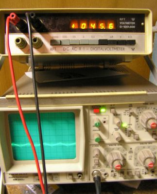 Neue HP-Laderplatine (Prototype)
Spannung und Restwelligkeit  
