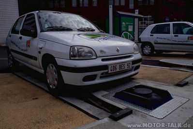 Induktives Laden anno 1996
Renault und EDF Projekt Praxitele
