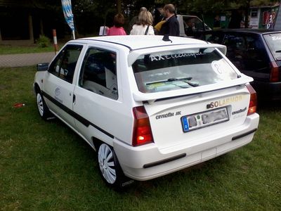 Optisch voll aufgepimpter Citroen AX von Gerd
