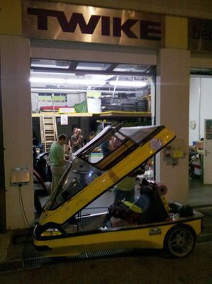 Ein Fehler (oder Widerspruch) im Bild ?
findet Ihn selbst ;)
