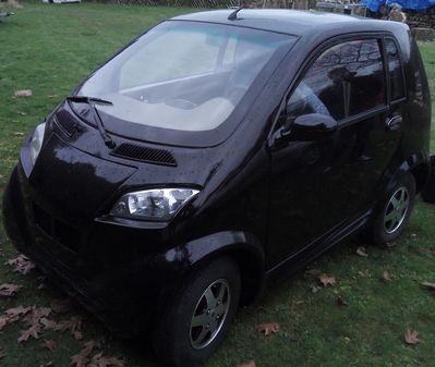 Der China Böller
Der knuffige Smart Verschnitt sieht ja von weitem erstmal nicht so schlecht aus (von weitem wohlgemerkt ;-))
